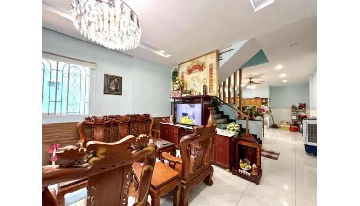 Bán nhà HXH Tân Kỳ Tân Quý, TP 3PN, 3WC, 68m2, giá 6 tỷ  GẦN AEON