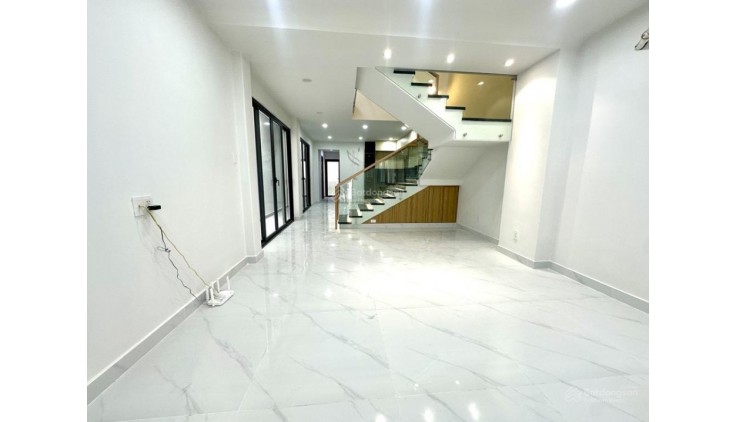 Chủ định cư bán gấp nhà 3 tầng GIÁ TỐT hẻm OTO THÔNG - Lê Văn Lương - Quận 7