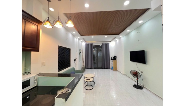 BÁN GẤP NHÀ ĐẸP, [P3Q8] ÂU DƯƠNG LÂN, CHỈ 6.25 TỶ, 3 TẦNG DT 43.2M2 (4.3 X 10M)