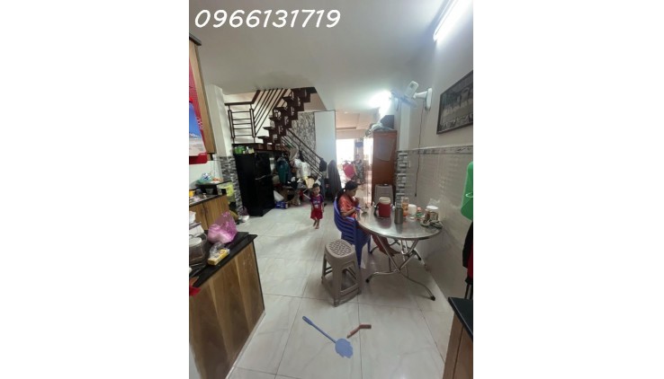 Bán nhà đường Trường Chinh, Tân Thới Nhất, Quận12, 56m2, nhỉnh 3 tỷ.