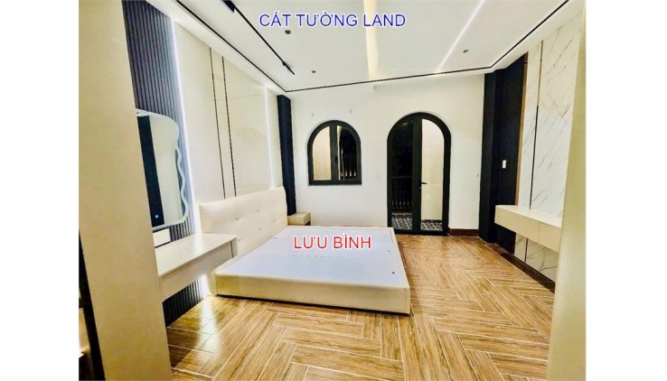 Nhà mới 8 Tầng, Thang Máy. MT Đường Số 14, Phường 8, Gần CV Làng Hoa, chỉ 10.8 tỷ