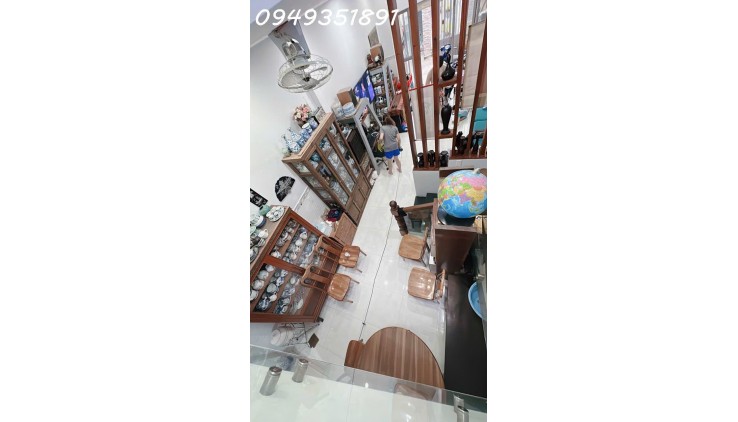 NHÀ LÊ VĂN SỸ 62M2 2TẦNG NGANG 4M 2PN SHR HOÀN CÔNG ĐỦ GIÁ 8,3Tỷ