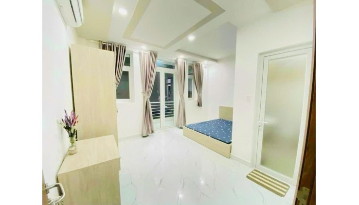 B@n nhà 4 tầng 5x16m ô tô đậu cửa đường Lâm văn bền trung tâm Q7, chỉ có 9 tỏi nhỏ.