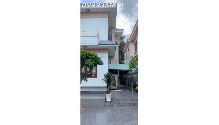 NHÀ BIỆT THỰ (GẦN VINHOMES) HXH 600M2 NGANG 18M SHR HOÀN CÔNG ĐỦ GIÁ 29,6Tỷ