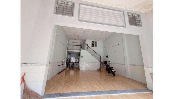 Bán nhà hxh cấp 4 có lửng 92m2 (6,5x14) Hiệp Thành 13 Q12 ,liền kề Cầu Sa , 4 tỷ nhỉnh 0932030061