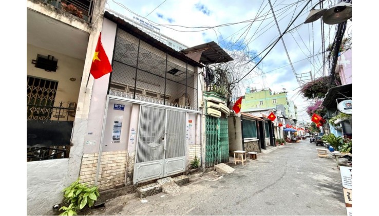 Nhà 2 Tầng Hẻm Xe Hơi Ngay COOPMART Phan Văn Hớn, Tân Thới Nhất Quận 12