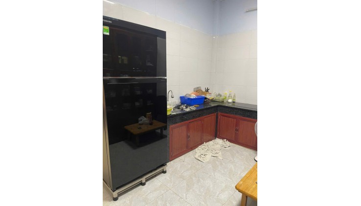 Bán nhà C4 còn ngon 108m2, HXH thông TX33 đang cho thuê, giá tốt về ở ngay