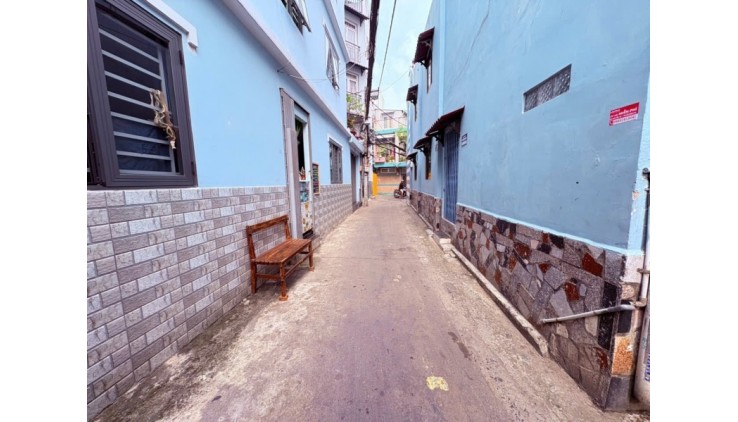 N260 - Nhà bán hẻm 216/ Hòa Hưng ,  56M2 - NGANG 4  - HẺM BA GÁC - 2TẦNG - 2PN Giá 6 tỷ 050