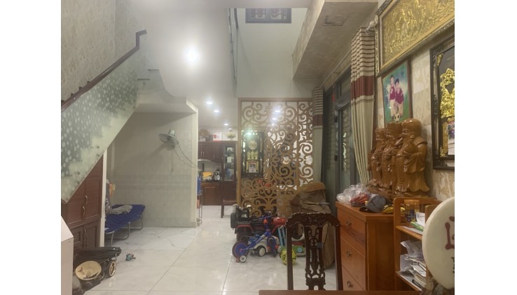 SIÊU PHẨM NHÀ  HIỆP BÌNH CHÁNH, TP THỦ ĐỨC. GẦN TTTM GIGAMALL - 95,5 M2- 4 TẦNG  - NÔI THẤT SỊN XÒ - HOÀN CÔNG - 17.9 TỶ TL.