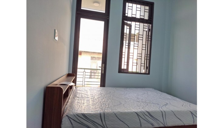 Siêu víp nhà 4 tầng đình phong phú.Tặng fun nội thất xin sò. có dòng tiền 21tr/th. giá 7.5 tỷ. tl.