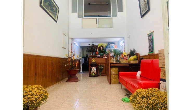 MẶT TIỀN GÒ VẤP, 68M2 4 TẦNG, ĐANG CHO THUÊ 13TR, SIÊU HẤP DẪN, XE HƠI VÀO NHÀ, SỔ NỞ HẬU, BỆNH VIỆN 175, SÁT NGUYỄN KIỆM. CHỈ 6.9 TỶ.