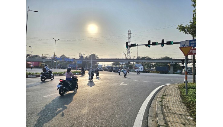 BÁN ĐẤT TÂY HÒA. PL A TẶNG DÃY TRỌ THU NHẬP ỔN ĐỊNH HƠN 200TR/ NĂM. 12.5 TỶ.TL.