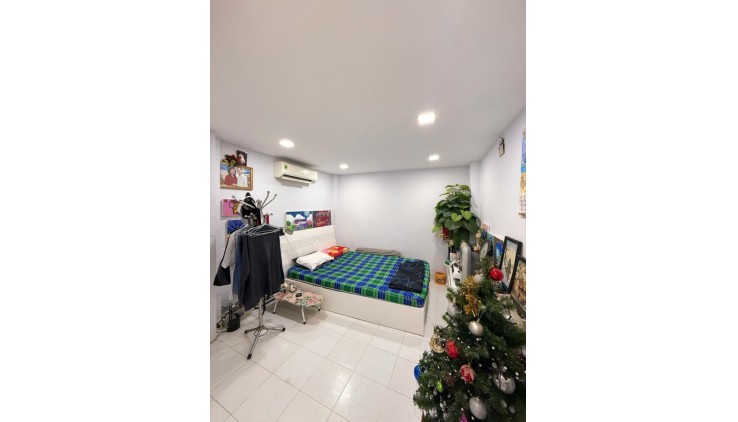 N278 Nhà Bán PHÚ NHUẬN - 4 TẦNG BtCT - 489/  HUỲNH VĂN BÁNH - 30M2 NỞ HẬU - 5.25 TỶ.
