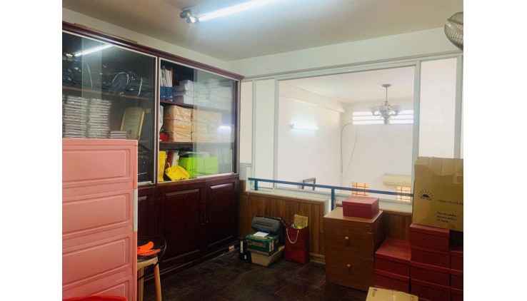 MẶT TIỀN GÒ VẤP, 68M2 4 TẦNG, ĐANG CHO THUÊ 13TR, SIÊU HẤP DẪN, XE HƠI VÀO NHÀ, SỔ NỞ HẬU, BỆNH VIỆN 175, SÁT NGUYỄN KIỆM. CHỈ 6.9 TỶ.