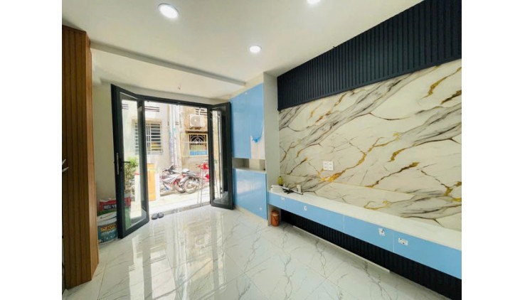 BÁN NHÀ HẺM NGUYỄN CẢNH CHÂN, QUẬN 1 - 28M2, 2 TẦNG, 3PN, 3WC - GIÁ 5.8 TỶ - SỔ HỒNG CHÍNH CHỦ