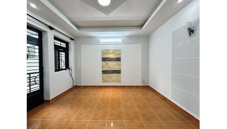 BÁN NHÀ PHÚ NHUẬN - 70M2 - 4 TẦNG - 4PN - 5WC - GIÁ 8.4 TỶ - VỊ TRÍ VÀNG PHAN TÂY HỒ