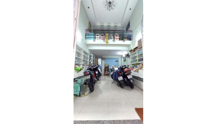 HXH Tân Kỳ Tân Quý,Q.TP gần AEON 300M 52m2 4T sổ vuông vức giá chỉ 5 tỉ xx