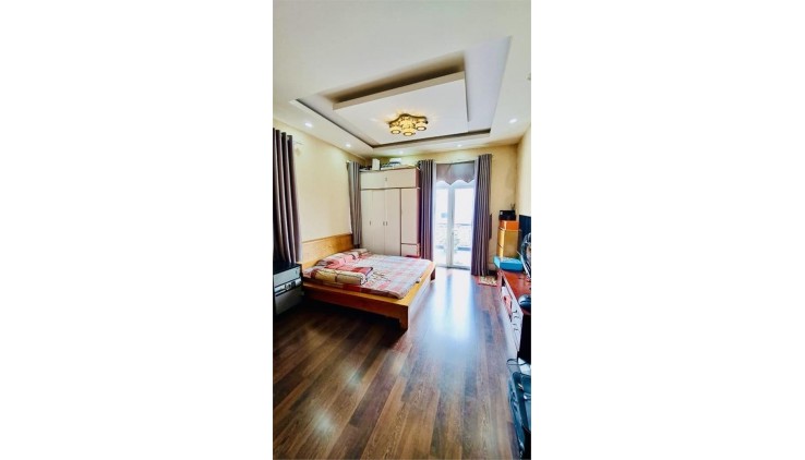 NHÀ ĐẸP VÀO Ở NGAY - HẺM XE HƠI THÔNG - 1/ TÂN THỚI NHẤT 8 QUẬN 12 - 75M2( 4.5x19), 3 TẦNG, 4 PN - VỪA Ở VỪA KINH DOANH - GIÁ HƠN 6 TỶ.