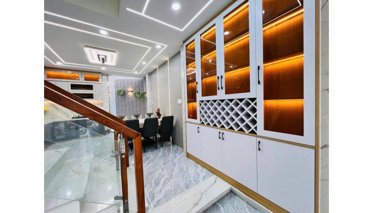 SIÊU PHẨM NHÀ 5 TẦNG KHU VIP PHÂN LÔ NGUYỄN ẢNH THỦ QUẬN 12 - 52M2 (4x13), FULL NỘI THẤT CAO CẤP - Ô TÔ NGỦ NHÀ - GIÁ CHỈ 5.8 TỶ.
