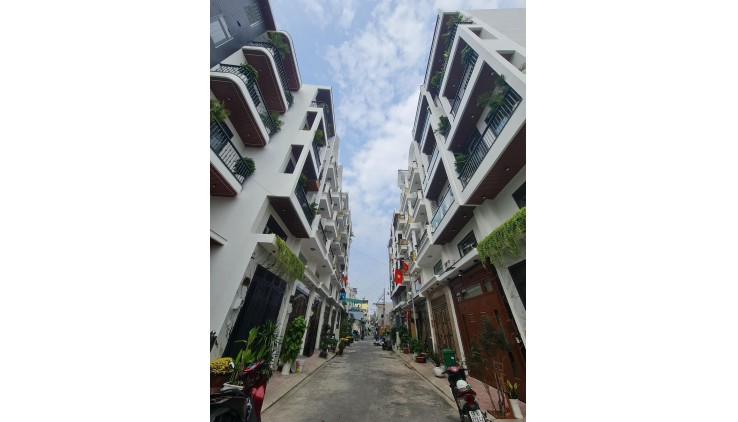 SIÊU PHẨM NHÀ 5 TẦNG KHU VIP PHÂN LÔ NGUYỄN ẢNH THỦ QUẬN 12 - 52M2 (4x13), FULL NỘI THẤT CAO CẤP - Ô TÔ NGỦ NHÀ - GIÁ CHỈ 5.8 TỶ.