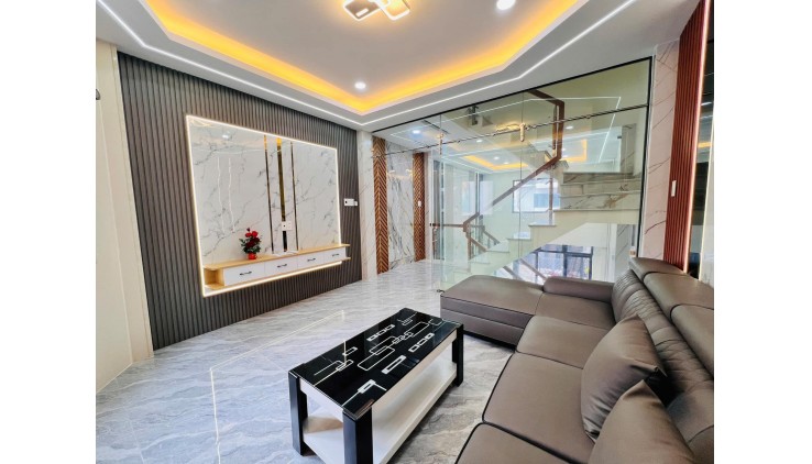 SIÊU PHẨM NHÀ 5 TẦNG KHU VIP PHÂN LÔ NGUYỄN ẢNH THỦ QUẬN 12 - 52M2 (4x13), FULL NỘI THẤT CAO CẤP - Ô TÔ NGỦ NHÀ - GIÁ CHỈ 5.8 TỶ.