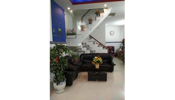 Nhà cho thuê Trần Văn Quang,Tân Bình, DT 60m2, 4 phòng ngủ, 3 wc, giá thuê 12tr.tháng
