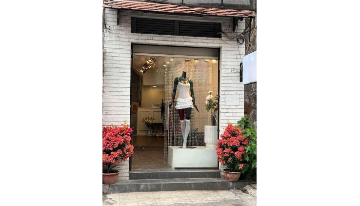 Nhà cho thuê, mặt tiền Nguyễn Đình Chính, Phú Nhuận, 60m2, 2 tầng, 2 phòng ngủ, vừa ở vừa KD, giá 19tr.tháng