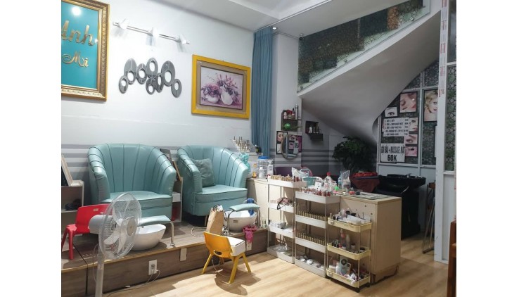 Cho thuê cửa hàng Nail đường Bùi Hữu Nghĩa, Phường 2, Quận Bình Thạnh