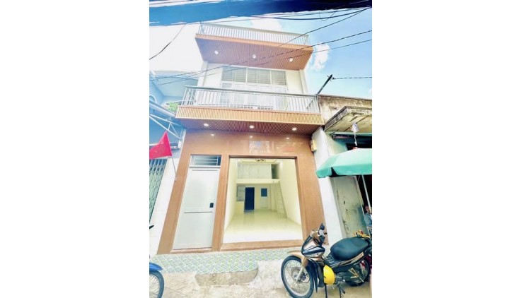 NGAY NGÃ TƯ BẢY HIỀN - HXH - 60M - 4 TẦNG - 7PN DOANH THU 45TR CHỈ 9 TỎI