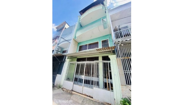 NHÀ RỘNG GIÁ TỐT - NGAY AEON  - HẺM 4M THÔNG  - 58M -  - 3 TẦNG - 3PN NHỈNH 5 ĐỒNG