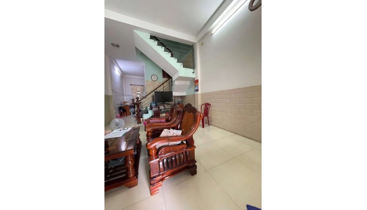 Nhà Hẻm Ôtô Đường Lạc Long Quân Phường 10 Tân Bình.