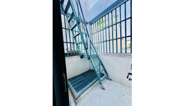 GIÁP TÂN BÌNH - LŨY BÁN BÍCH - HXH THÔNG - 78M NGANG 5 - 3 TẦNG 3PN NHỈNH 7 TỶ