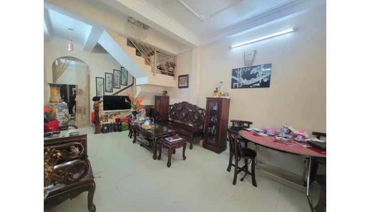 Nhà Hẻm Ôtô Đường Lê Quang Định Phường 11 Quận Bình Thạnh.