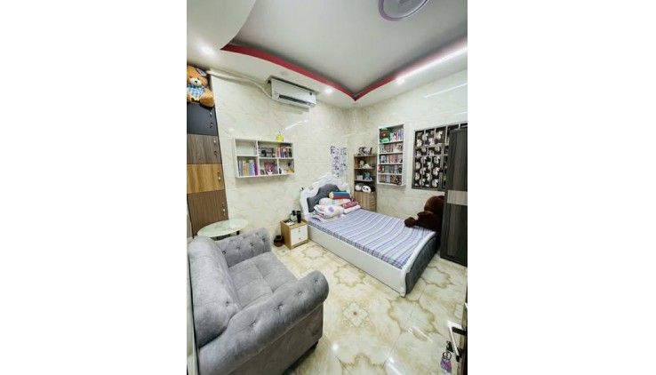 Nhà Mặt Tiền Đường Hòa Hảo Phường 7 Quận 11.