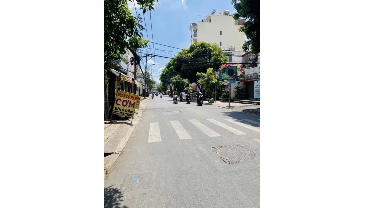 VỊ TRÍ KINH DOANH ĐỈNH - NGAY CHỢ TÂN HƯƠNG  - 100M NHỈNH 12 T.Ỷ