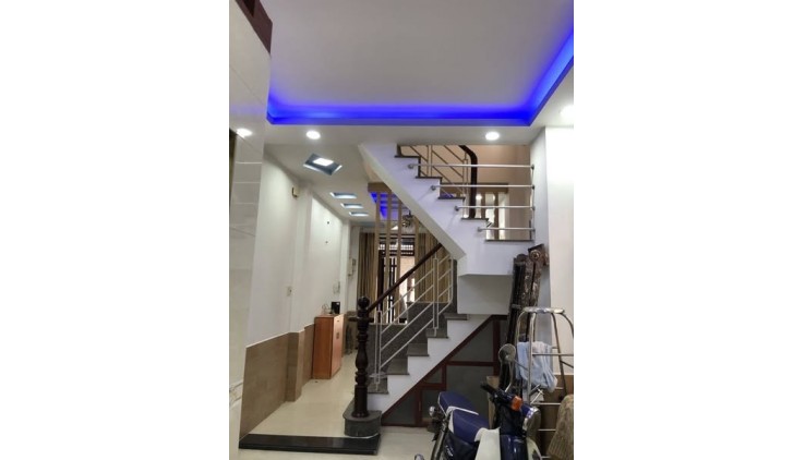 Nhà Đường Lý Thái Tổ Phường 9 Quận 10.