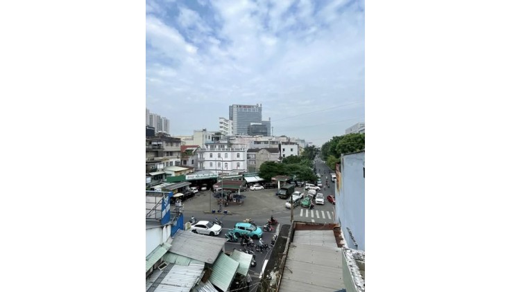 Nhà Hẻm Ôtô Kinh Doanh Đường Điện Biên Phủ Quận 3 Phường 4.