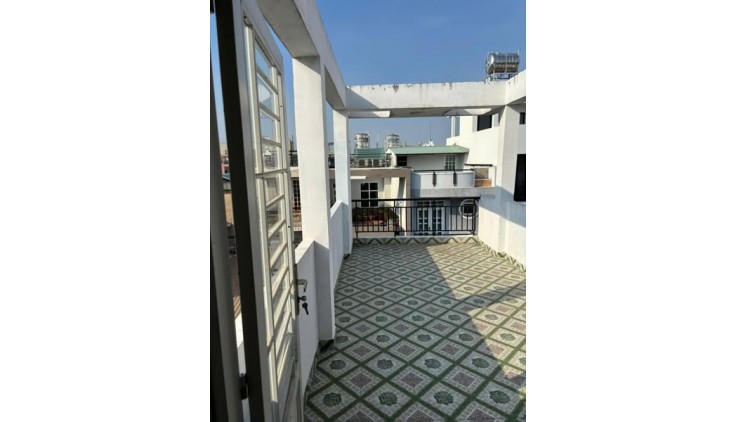 Nhà Hẻm Ôtô Đường Thái Phiên Quận 11 Phường 8.