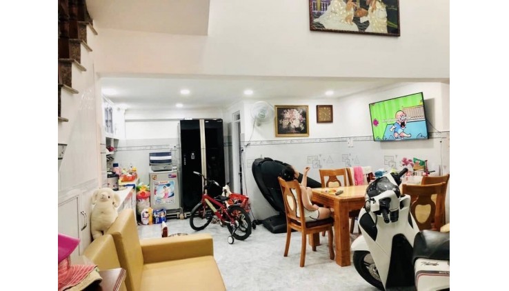 GẦN AEON - ĐHCT - HẺM NHỰA TẢI THÔNG - DTSD 93M - NGANG 5 - 3 TẦNG - NHỈNH 5 TỎI