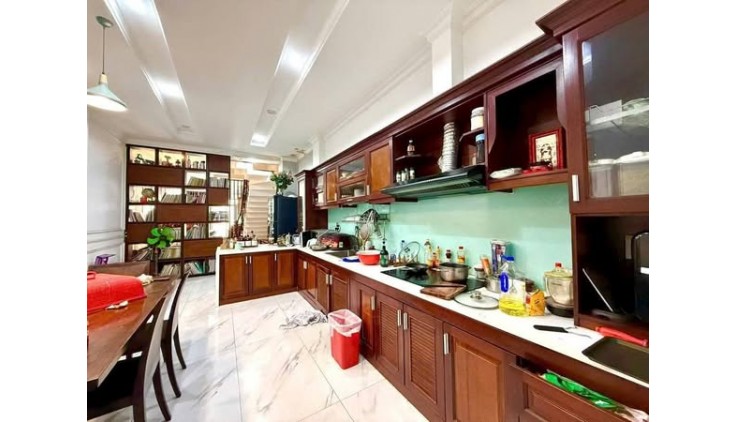 Nhà Hẻm Ôtô Đường Nguyễn Cửu Vân Quận Bình Thạnh Phường 17
