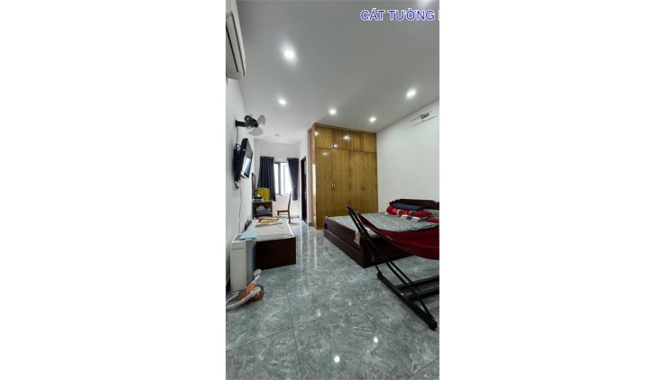 Bán nhà 5 Tầng có Thang Máy,( 4x21m), Âu Cơ, Phường 9, Gần Cư Xá Lữ Gia.