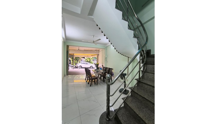 Bánnhà MT Nguyễn Thái Sơn, P3, GòVấp, (5x12)3tầng, Nhỉnh 8tỷ,Hoàn Công