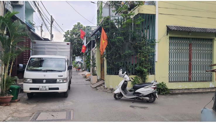 Bán nhà 52m2, 3 tầng, 4PN, 3WC, Q.9, 3.8 tỷ, sổ hồng