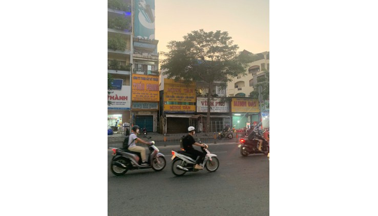 Bán nhà MT Lý Thường Kiệt P.15 Q.11 DT 5x10m Giá 14.5 tỷ