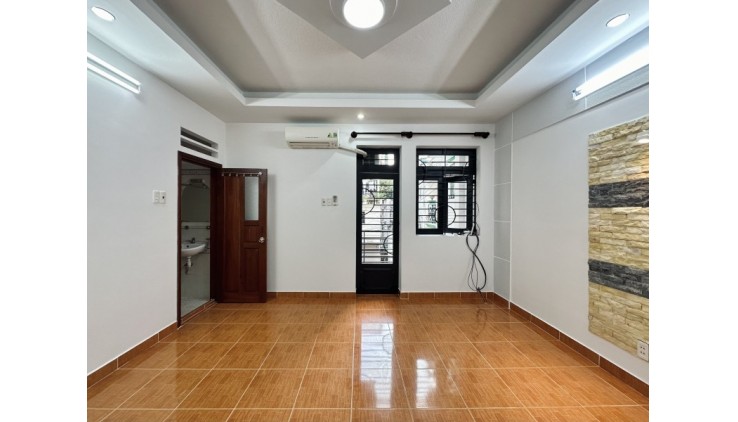 BÁN NHÀ PHÚ NHUẬN - 70M2 - 4 TẦNG - 4PN - 5WC - GIÁ 8.4 TỶ - VỊ TRÍ VÀNG PHAN TÂY HỒ