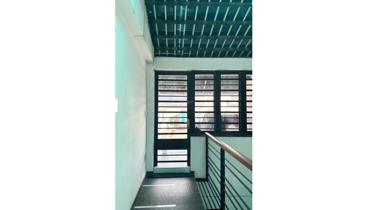 CẦN BÁN GẤP NHÀ MẶT TIỀN QUẬN 3 - HỒ CHÍ MINH