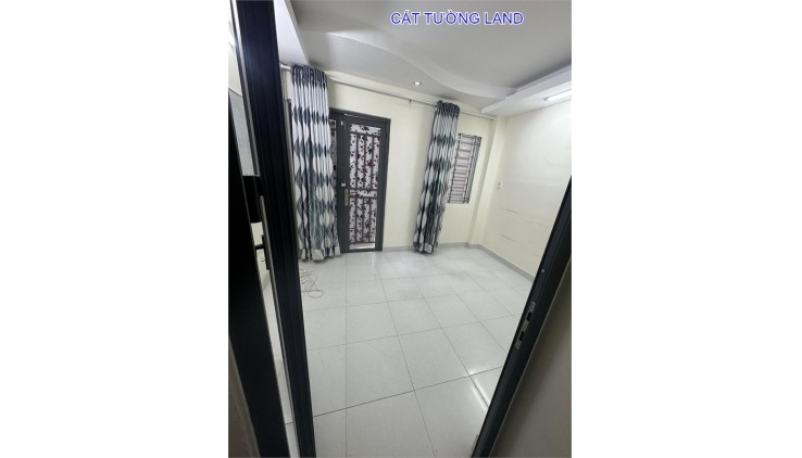 Mặt tiền Sơn Hưng – Khu Chợ Bà Hoa – Nhà 4x13m, 4 Tầng, Giá 7.95 tỷ