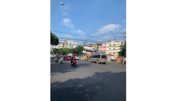 Góc 2 mặt tiền 134-136 Chế Lan Viên, Tây Thạnh, Tân Phú. Giảm giá còn 32.5 tỷ