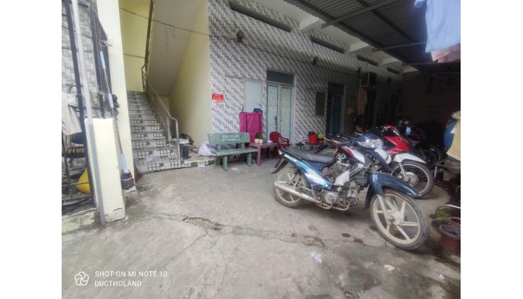 Bán khu nhà trọ 4 tầng 18 phòng, 200m2 dòng tiền 32tr/th giá nhỉnh 40tr/m2 gần Picity TX21, Quận 12