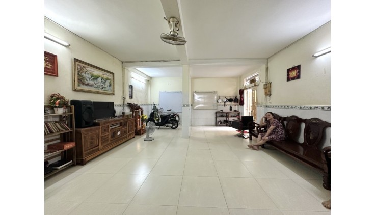 PHÓ ĐỨC CHÍNH PHƯỜNG 1 BT - CHỢ BÀ CHIỂU, LÊ VĂN DUYỆT - 64M2 (5.5x11.7) A4 - 30 BƯỚC RA Ô TÔ - 8.3 TỶ